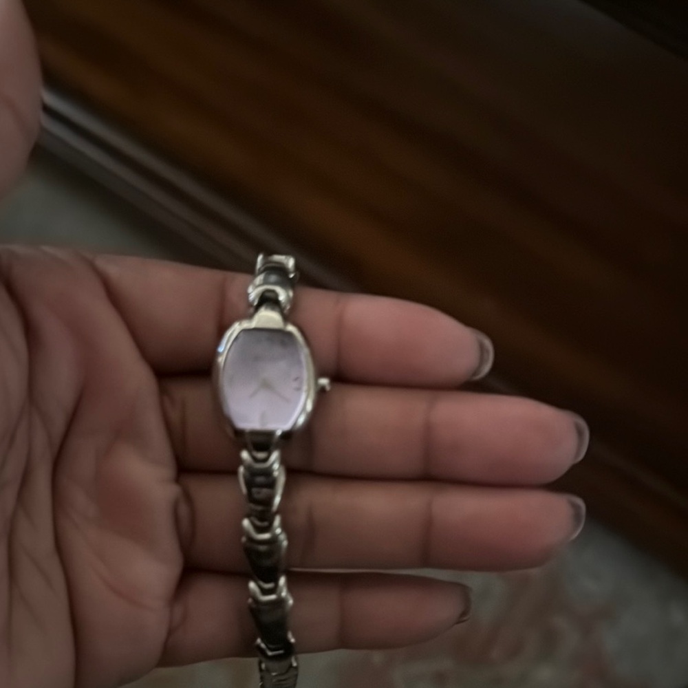 Chic Silver Bracelet Watch with Pink Dial